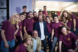 PICCOLO AMERICA - 80.000 presenze a San Cosimato, 25 Mila euro raccolti per il cinema Troisi