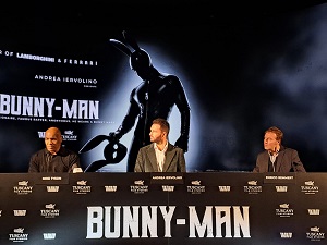 BUNNY-MAN - Mike Tyson a Torino per girare il 