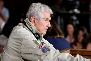 VENEZIA 81 - A Claude Lelouch il premio Cartier Glory to the Filmmaker