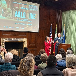 PAOLO VIVE - Presentato all'Istituto Italiano di Cultura di New York