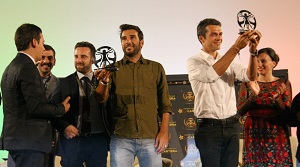 Il Pubblico in delirio per Luca Argentero ed Edoardo Leo, premiati durante la terza serata dell’Italian Movie Award