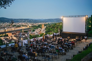 CINEMA IN VILLA - Dal 4 luglio al 27 agosto torna il cinema all'aperto a Villa Bardini a Firenze